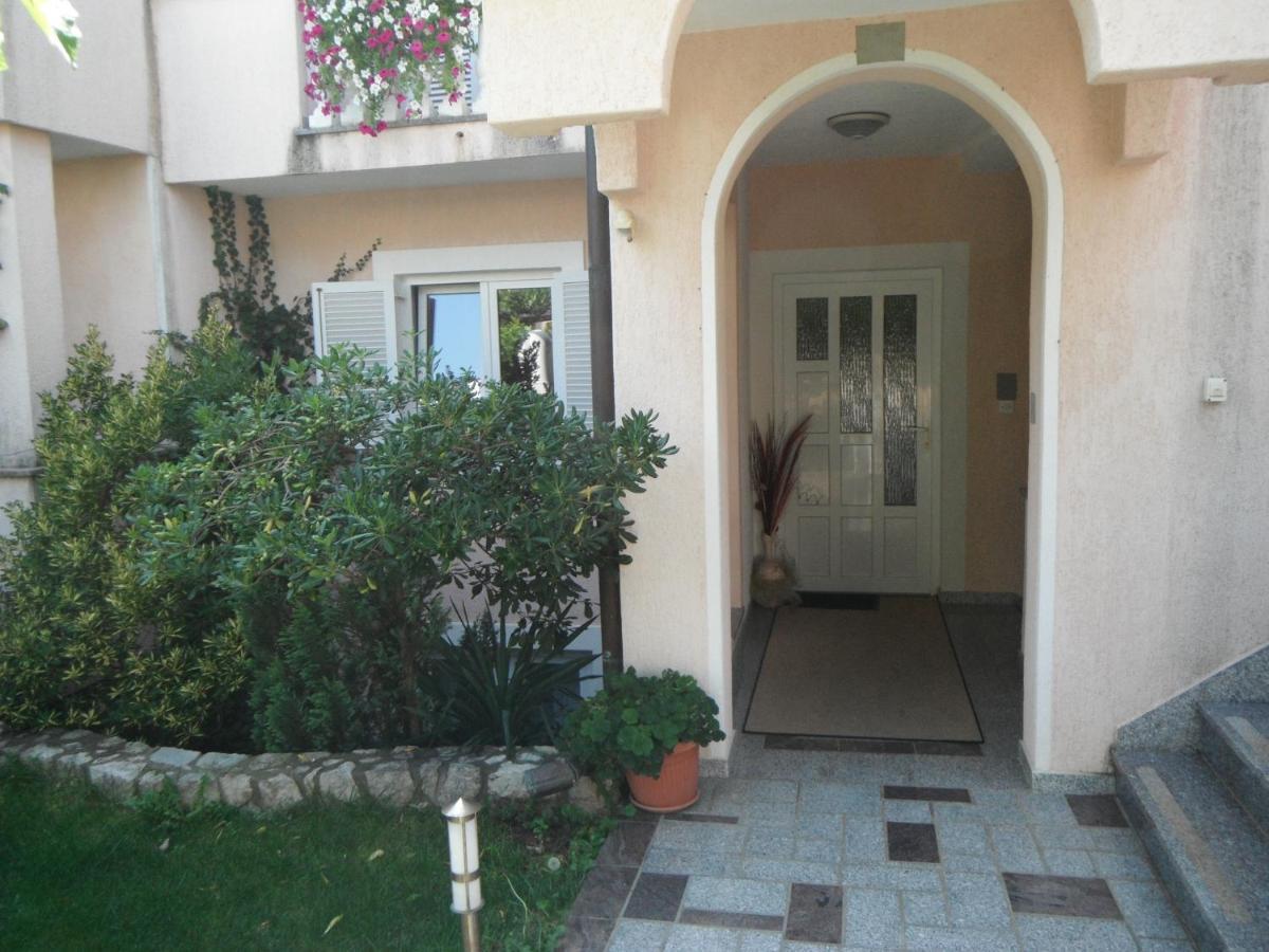 Apartman Ljubica 4 Apartment Veglia Exterior foto